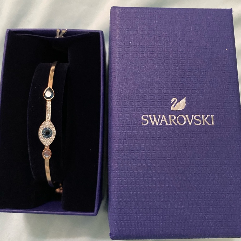 NWT Gold tone Swarovski bracelet all-seeing eye